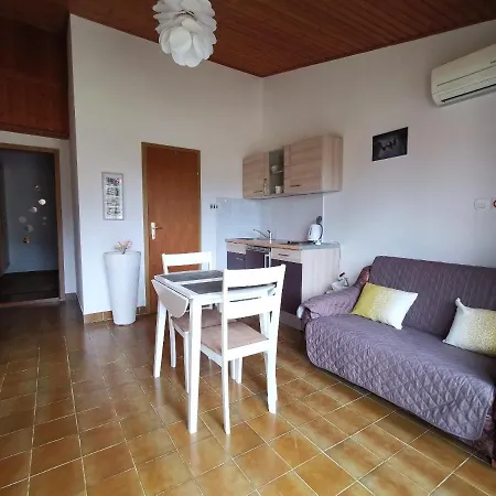 Apartmani Koin Medulin Exterior foto
